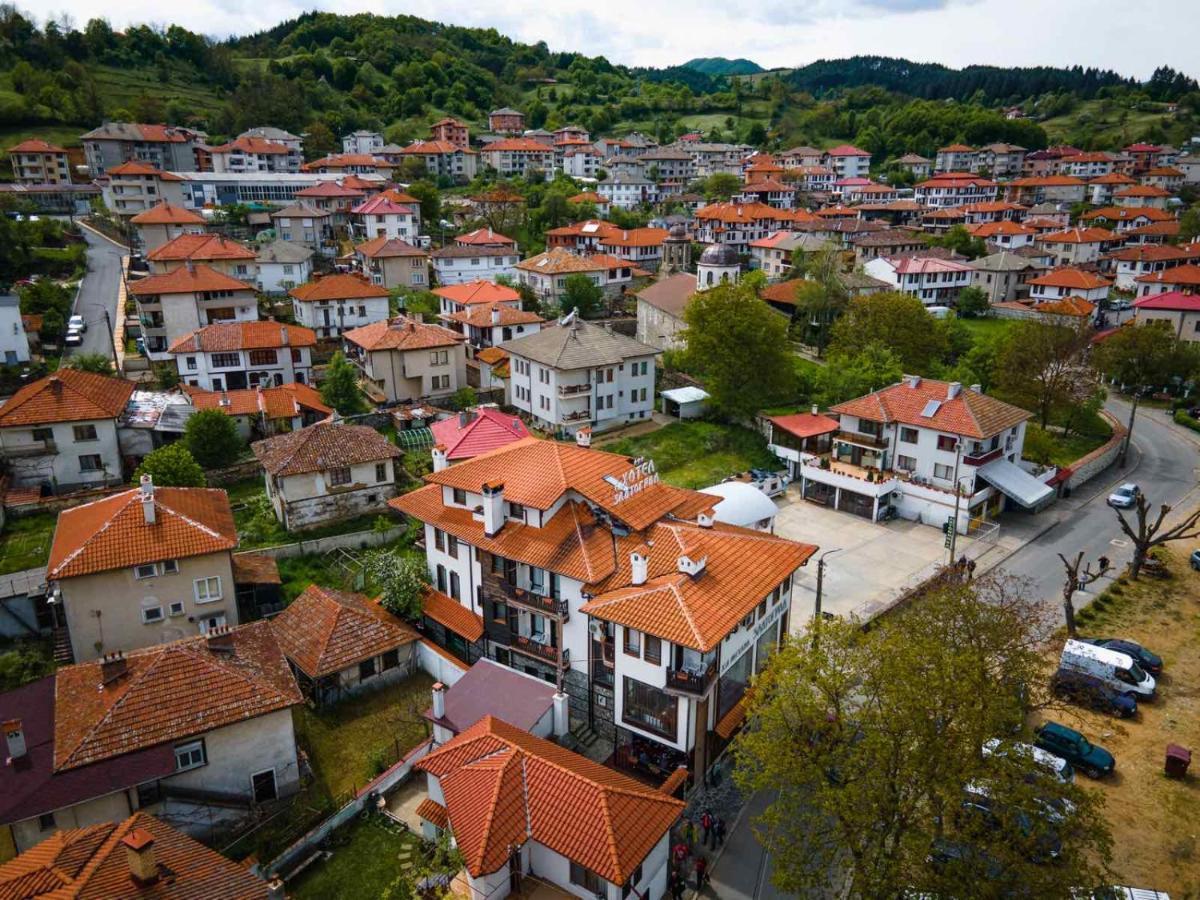 Семеен Хотел Златоград Eksteriør billede